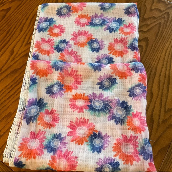 Apt 9 Cobalt Blue Short Sleeve Top, Women’s Sz S - Daisy Infinity Scarf - Picture 11 of 12